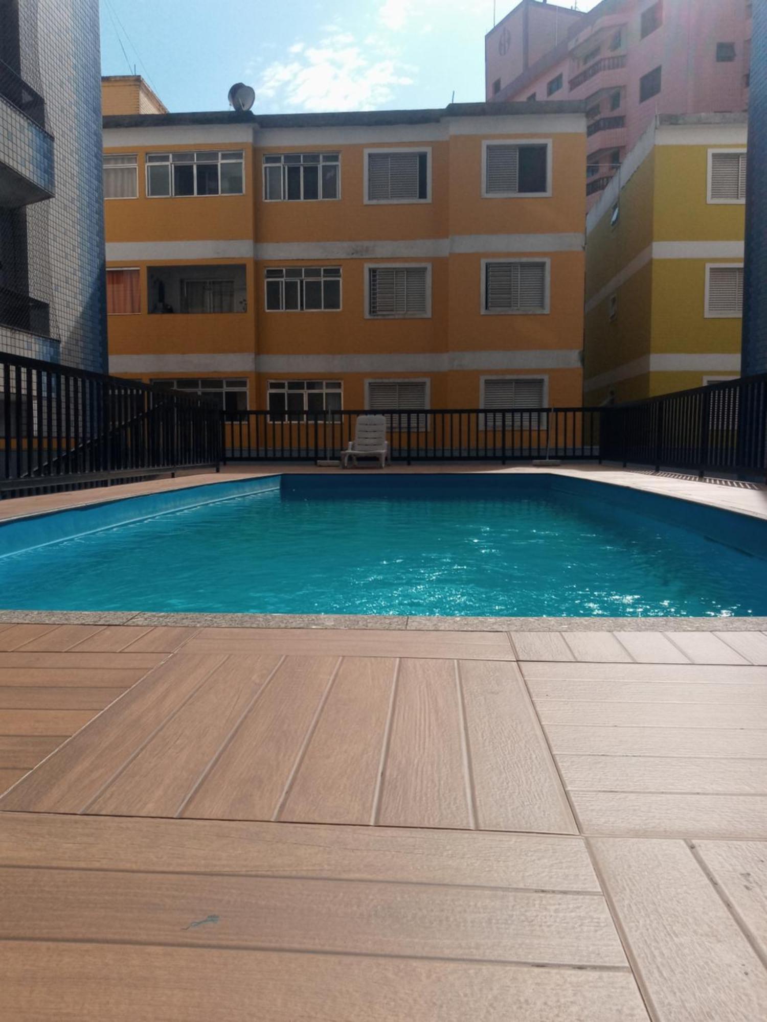 Apto Com Piscina 100 Mts Da Praia Прая-Гранди Экстерьер фото